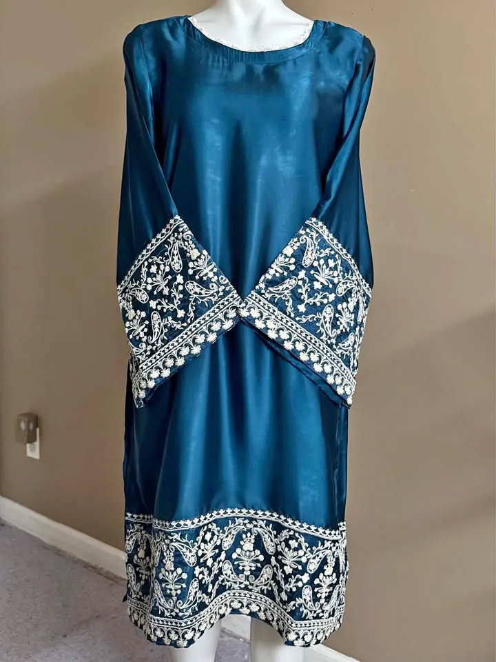 Silk Embroidered Kurti / Top, photo 1 of 4