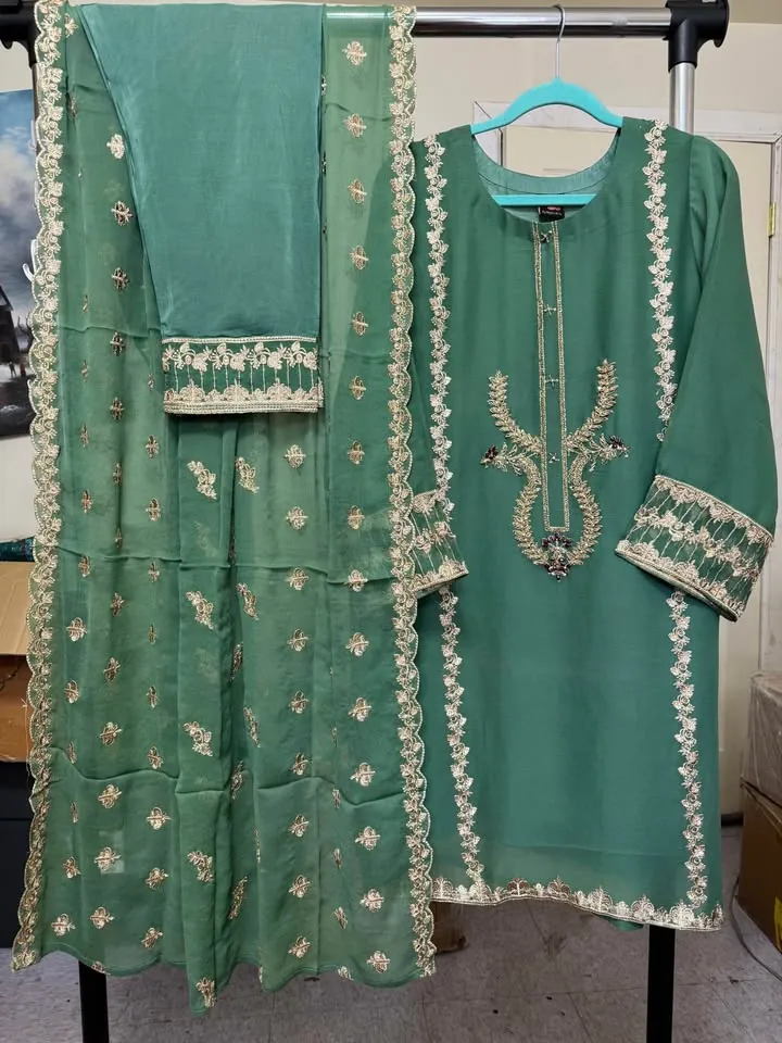 Green Chiffon Embroidered Pakistani Party Wear Dress, photo 3 of 5