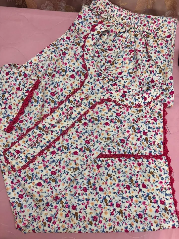 Floral Linen Stitched 2-Piece Suit / Co-ord Set, photo 4 of 4
