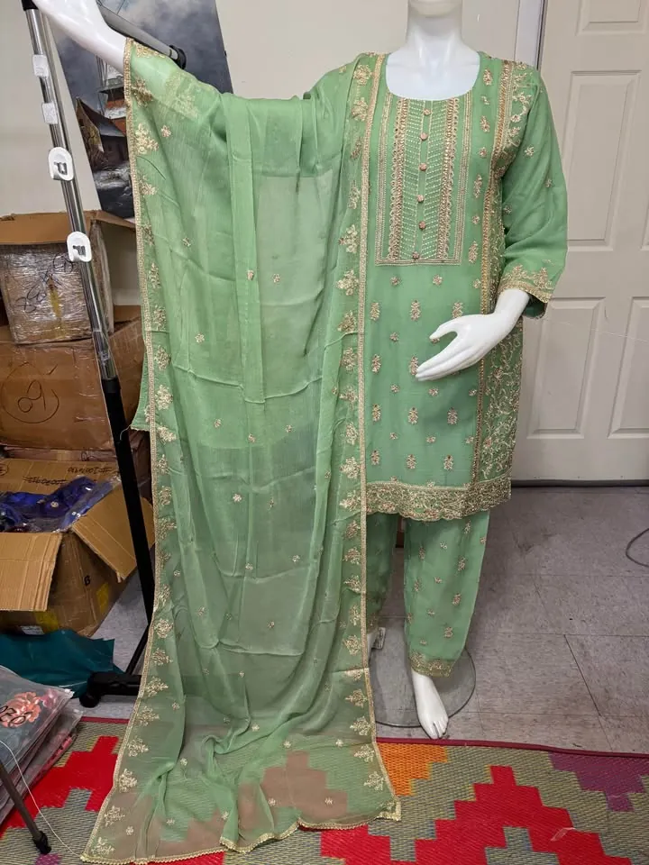 Green Chiffon Party Wear Dress, photo 2 of 7