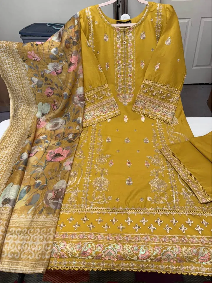 Mustard Cotton Embroidered Dress with Monar Dupatta, photo 3 of 7