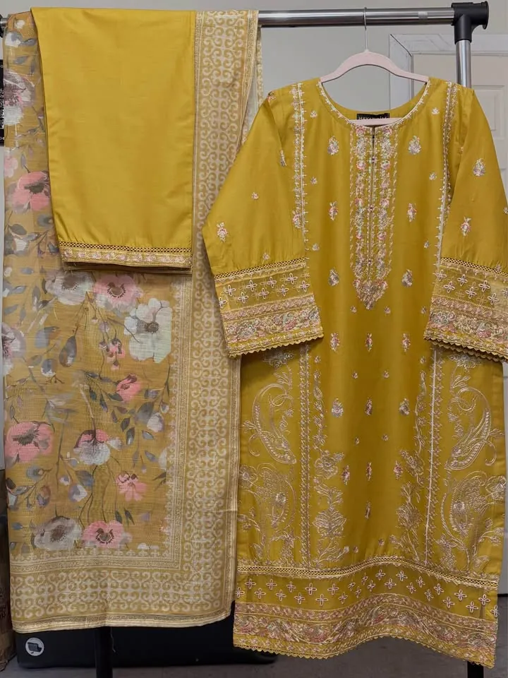 Mustard Cotton Embroidered Dress with Monar Dupatta, photo 6 of 7