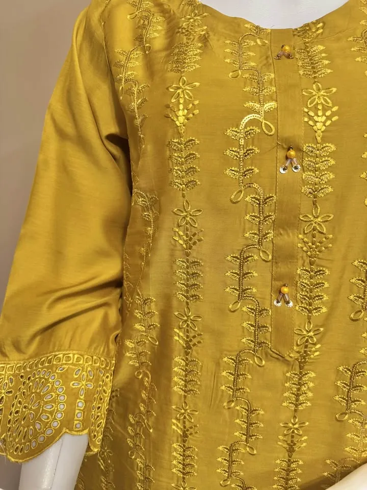Viscose Chikankari Kurti / Top, photo 4 of 5