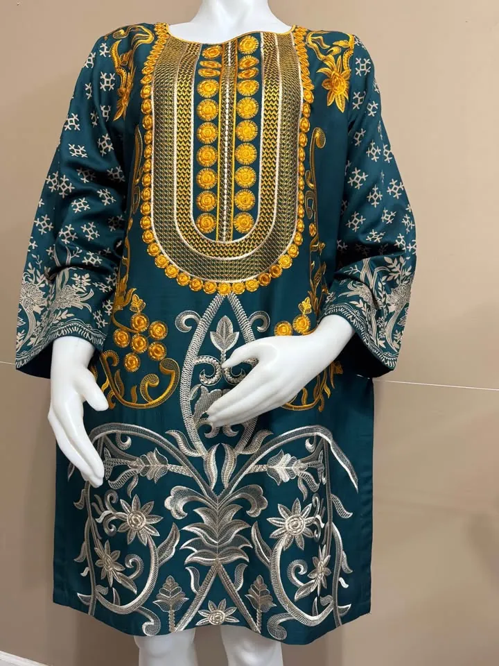 Viscose Embroidered Kurti / Top, photo 2 of 5