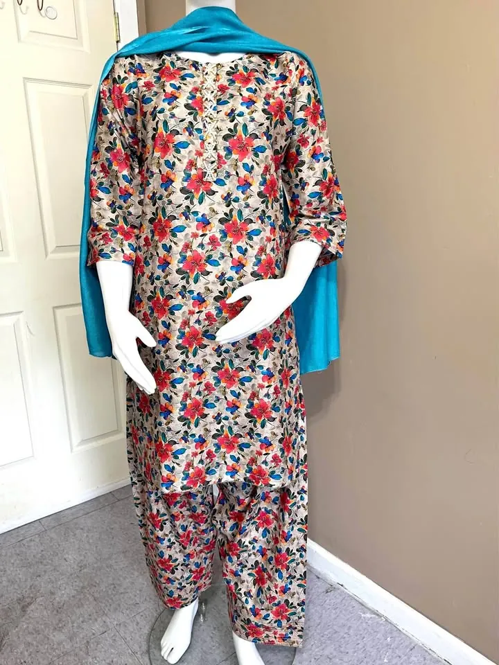 Lawn Farshi Shalwar Suit with Chiffon Dupatta, photo 1 of 4