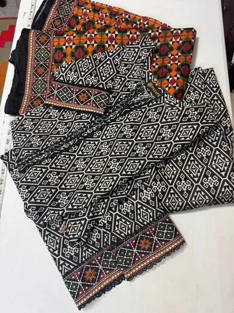 Branded Lawn Dress with Lawn Dupatta, photo 4