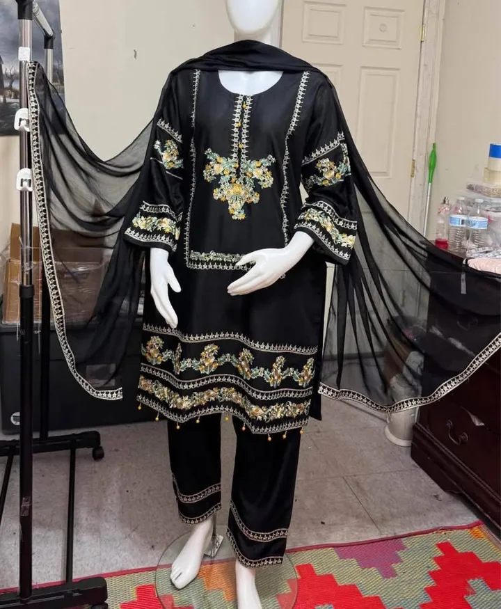 Linen Embroidered Dress, photo 2 of 4