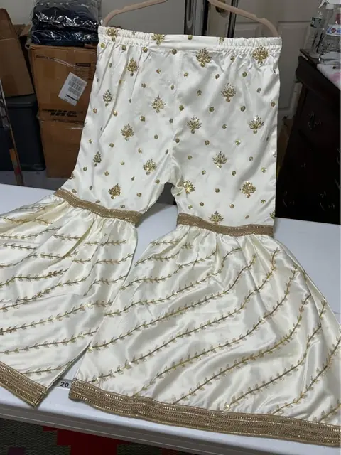Off-White Silk Gharara Pants with Golden Sequin Work, photo 4