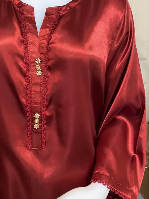 Red Silk 2-Piece Suit, photo 3