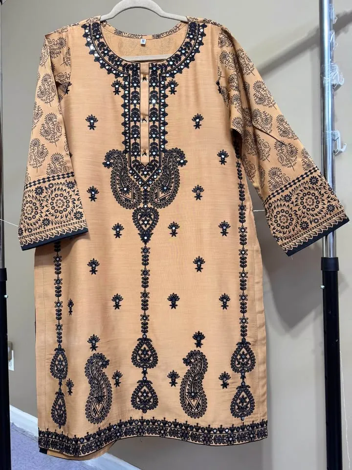 Beige Viscose Embroidered Kurti / Top, photo 4 of 6