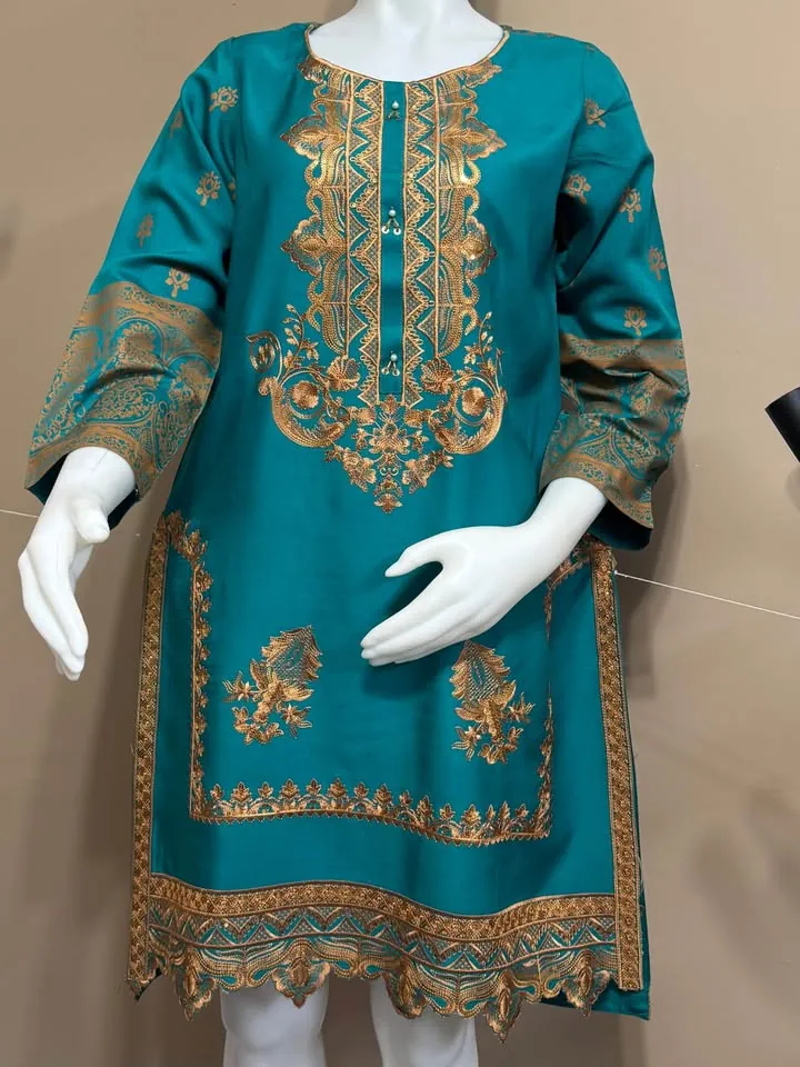 Viscose Embroidered Kurti / Top, photo 2 of 6