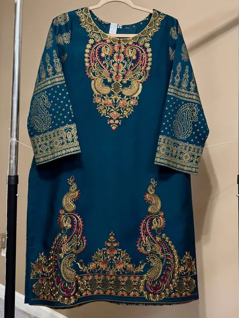 Viscose Embroidered Kurti / Top, photo 4