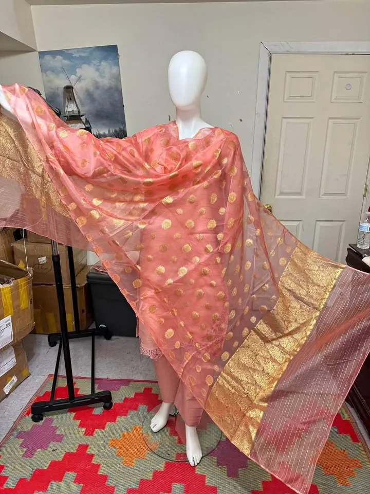 Soft Organza Jacquard Dupatta, photo 1 of 4