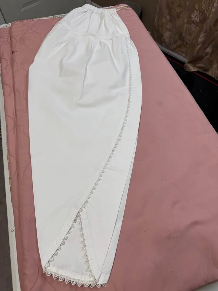 White Cotton Tulip Shalwar with Lace / Pant, photo 2 of 4
